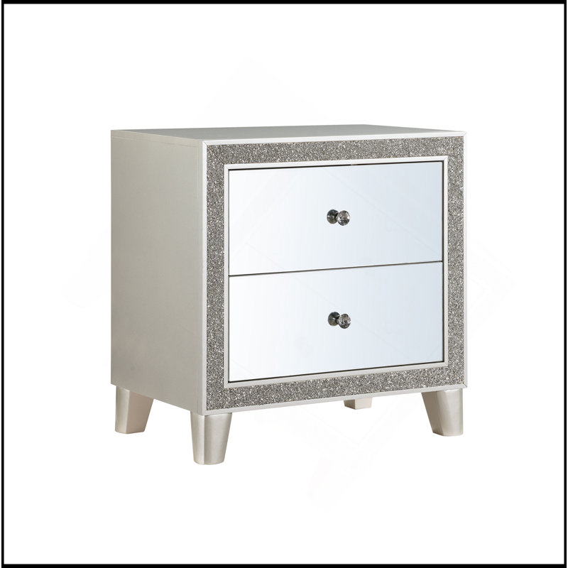 Table de chevet miroir et champagne