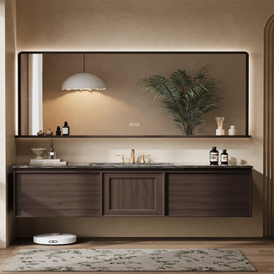 Armoire de salle de bain de style médiéval américain