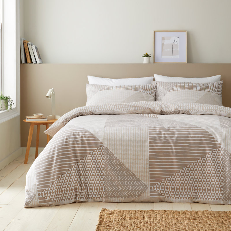 Larsson Geo Duvet Cover Set, Double Duvet Cover + 2 Standard Pillowcases, Natural