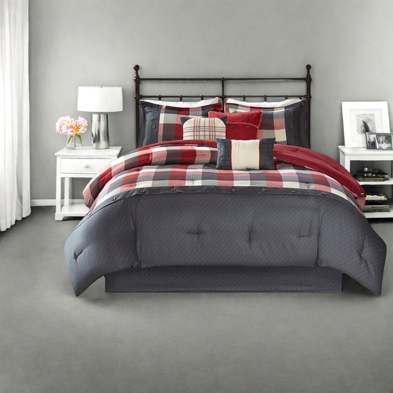 Charming 7-piece Bedding Set, Polyester, Farmhouse Style Comfort