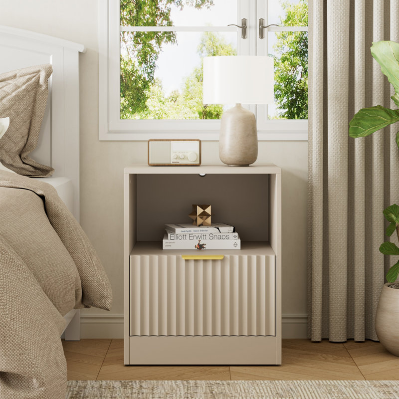 Table de chevet cannelée avec tiroir, table de chevet avec tablette ouverte, Beige, 1