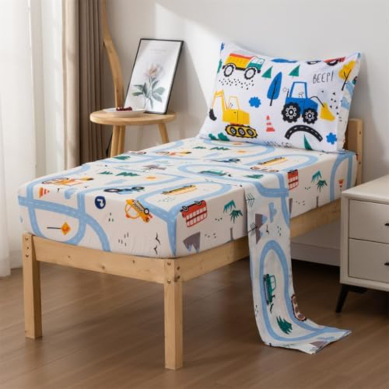 Ensemble de literie pour tout-petits 4 pièces pour bébés garçons, véhicules de camion d'arbre et pelles imprimées, comprend un édredon, un drap plat, un drap-housse et une taie d'oreiller, bleu