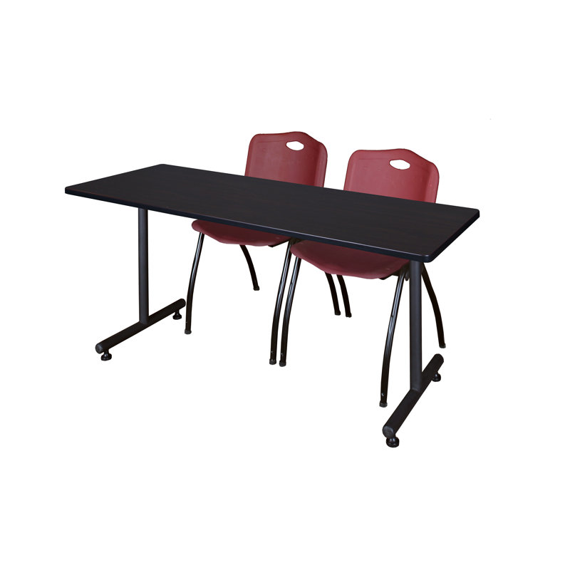 Table de formation en T Nick Nick, chaises empilables 2 M, Bourgogne, Acajou, H 29 po x L 60 po x l 24 po