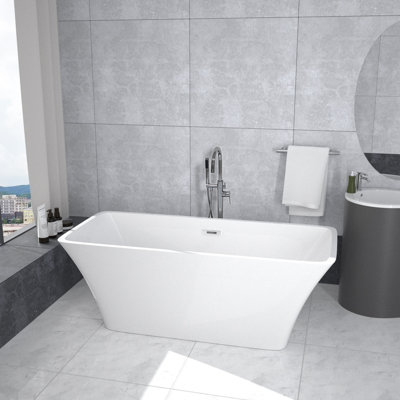 63.04'' x 28.5'' Freestanding Soaking Acrylic Bathtub