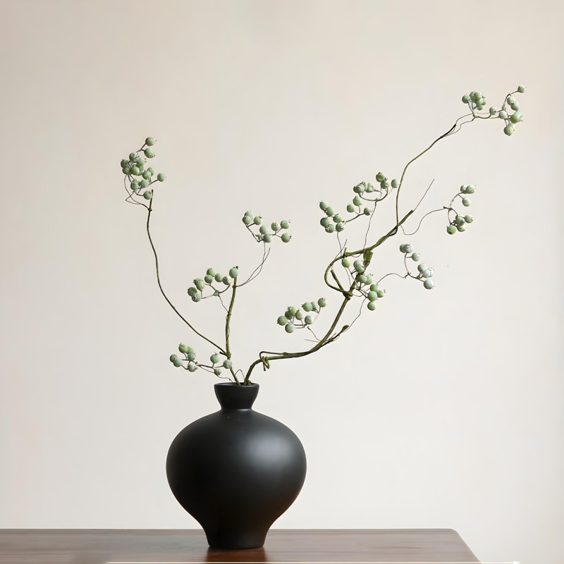 Ornements de fleurs simulées