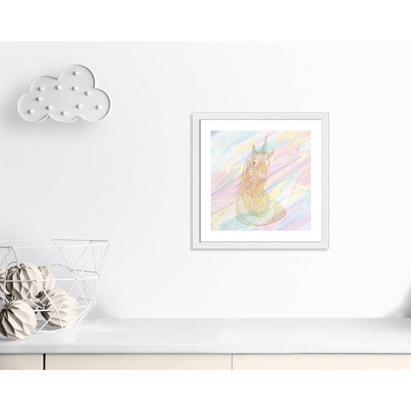 Unicorn Dreaming 1, art encadré, H 22,5 po x l 22,5 po x P 0,63 po, Encadré plat blanc