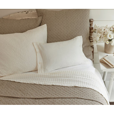 Farmhouse Stripe Cotton Quilt