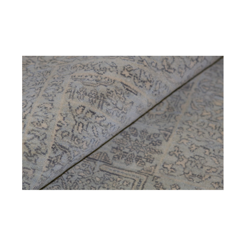 Neo Villa Oriental Area Rug