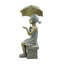 Statue de fille avec parasol