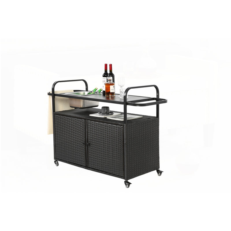 Chariot-bar en osier avec armoire