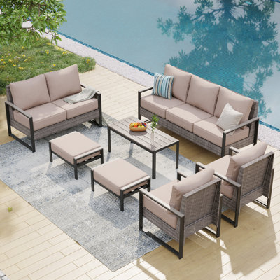Ensemble de patio 7 pièces en rotin avec canapé 3 places, coussins épais avec table basse et structure robuste