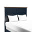 Lit campagne moderne et pin avec design bicolore, parfait pour les chambres élégantes et confortables.
