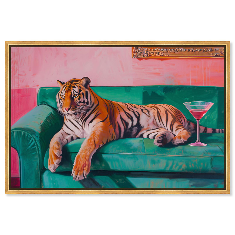 «Lounging Tiger», toile Art Feline par Art Remedy, H 25 po x l 37 po, Cadre doré