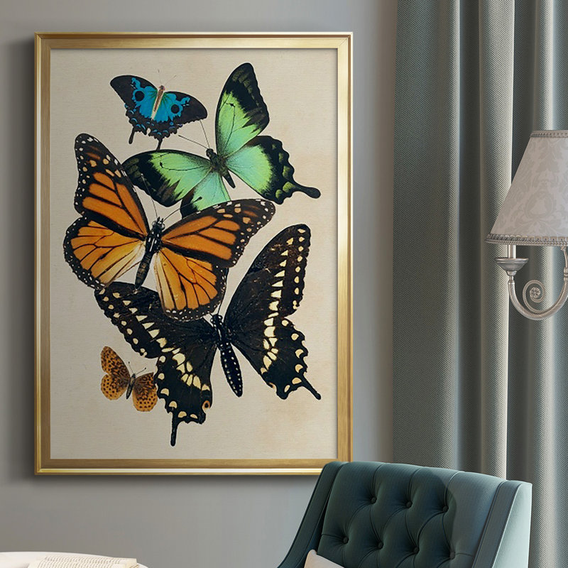 Collage de papillons I, impression sur papier, Or, H 36,5 po x l 26,5 po x P 1 po
