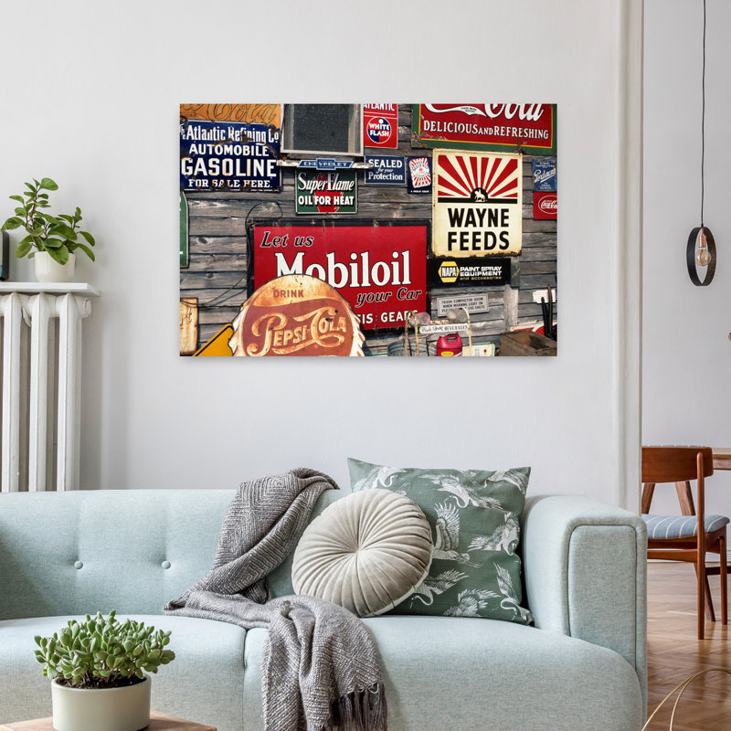 Boutique d'antiquités mettant en vedette des panneaux de publicité de style rétro, H 24 po x l 36 po