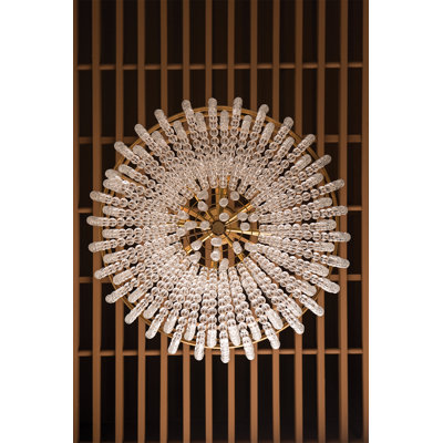 Royalton 8 - Light Chandelier