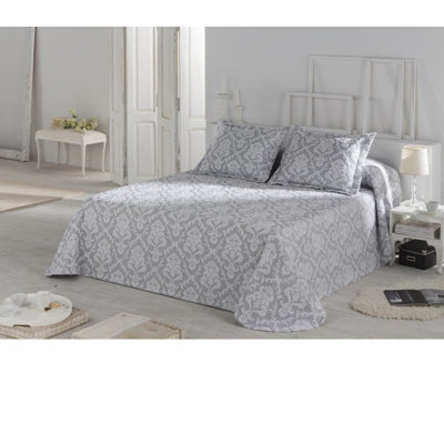 Lisa Cotton Blend Damask Bedspread