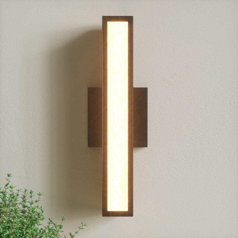 Applique murale d'extérieur à 1 lumière en cristal de fer noir à DEL 15,4 po H, 15.4" H x 4.8" W x 3" D