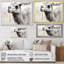 Minimalisme monochrome chameau sur toile-300177238-475528357