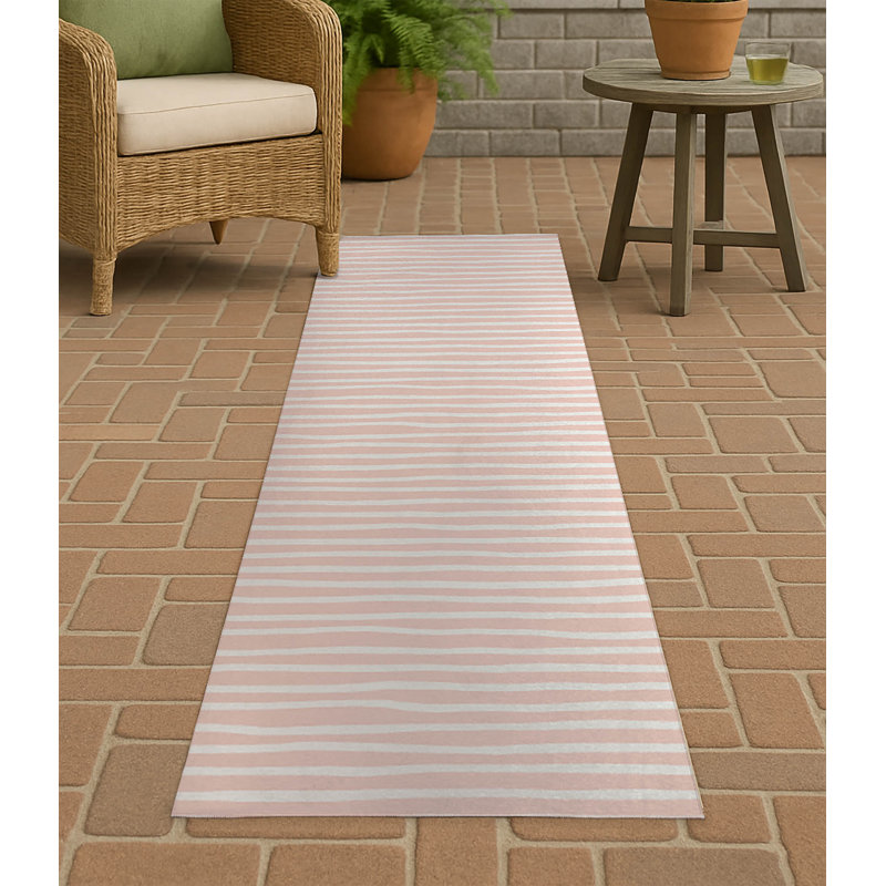 Ribbon Play Non-Slip Outdoor Rug, Runner 2'6" x 8'