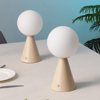 Lampe de table à intensité réglable à intensité variable avec globe tactile 11,75 "Macie