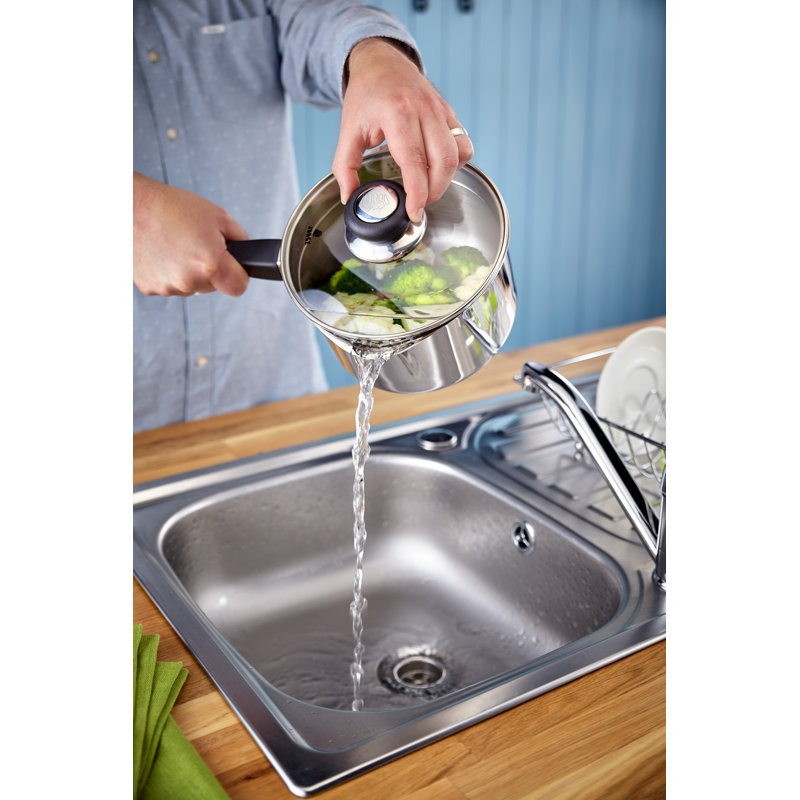 Vista Stainless Steel Saucepan with Lid, 2.1 L
