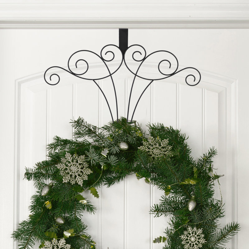 18" Metal Scroll Hanger