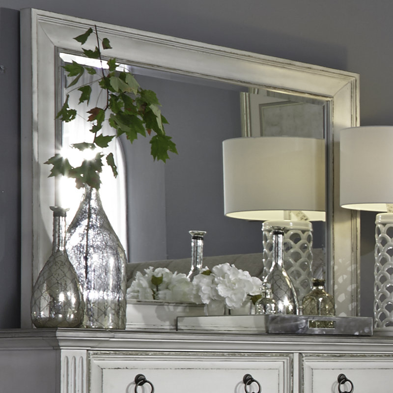 Ensemble de lit-bateau tapissier, commode et miroir Exmouth, Grand