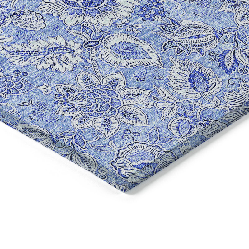 Tapis d'intérieur lavable floral bleu marine et bleu denim HomeRoots 3 pi x 5 pi