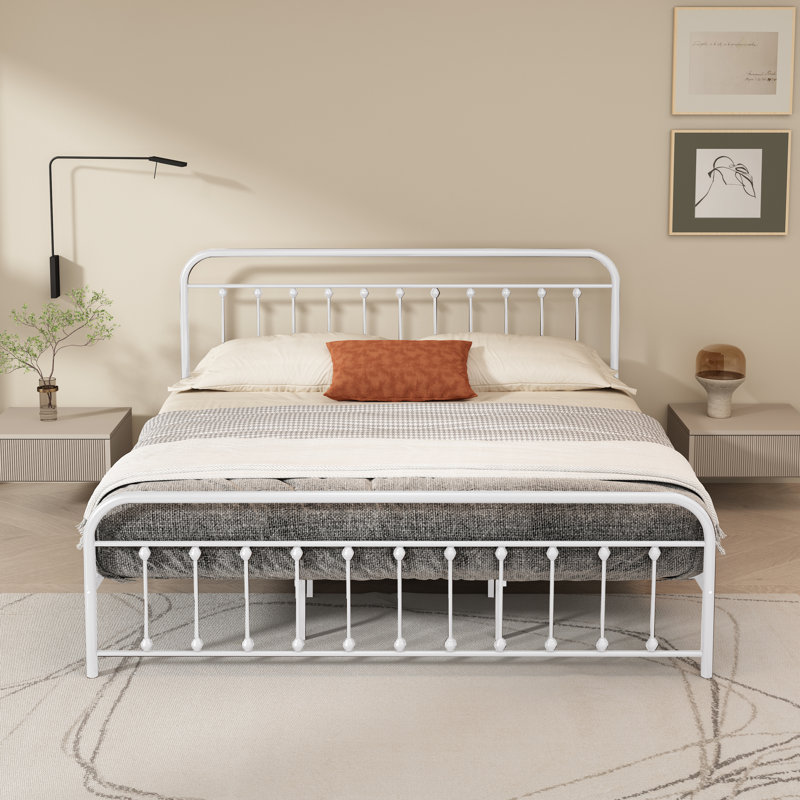 Hidalgo Metal Platform Bed, White, King