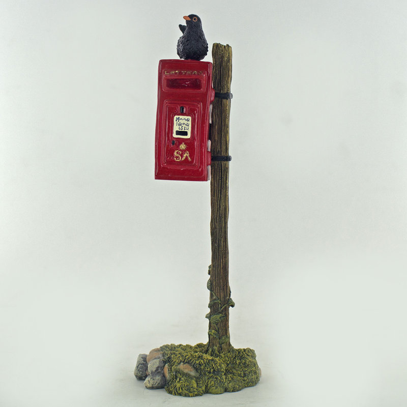 Lugenia Animals Figurines & Sculptures