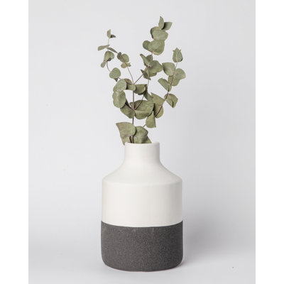 Alioth Table Vase 1