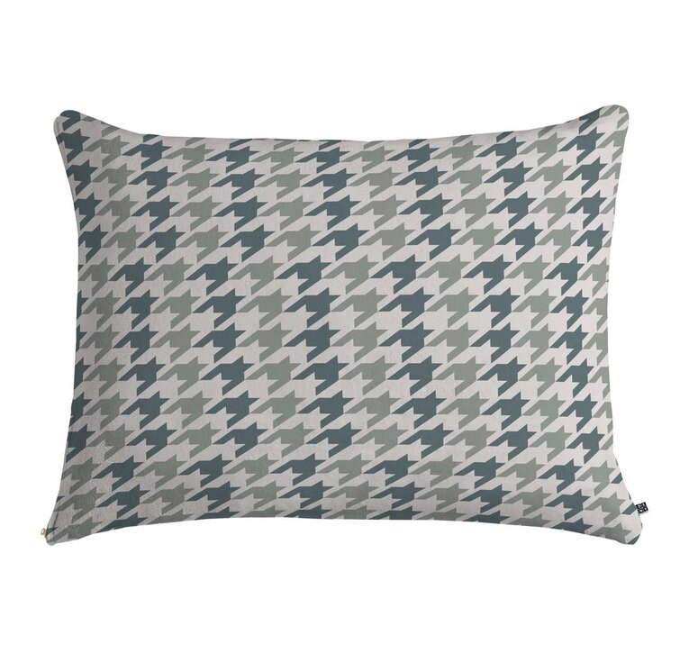 Stylish Houndstooth Pattern Pillow