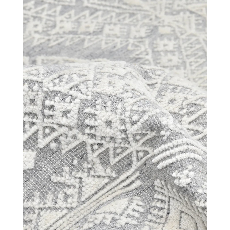Handmade Area Rug, Rectangle 5' x 8'
