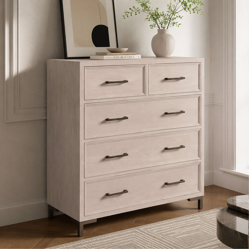 Commode de style moderne et contemporain