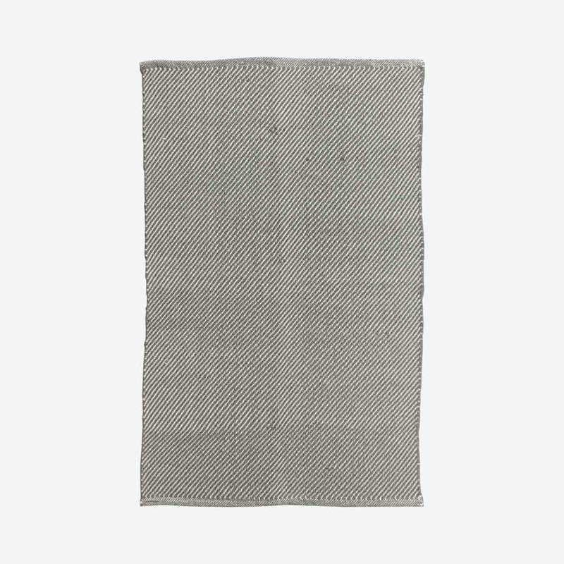 Menaal Solid Colour Hand Woven 70cm X 115cm Indoor / Outdoor Area Rug