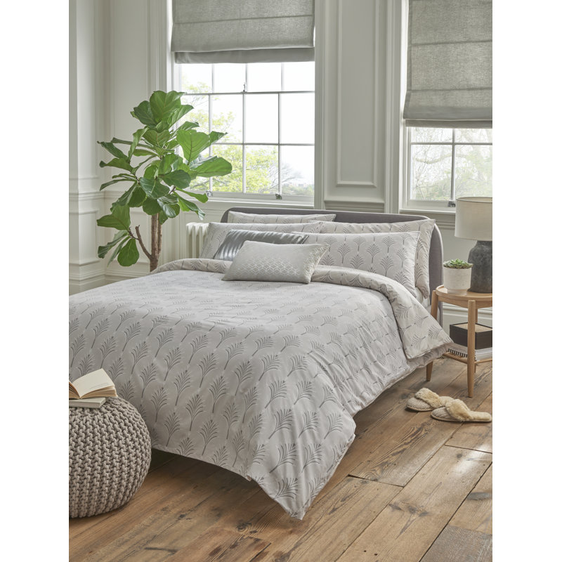 Amelie Grey Neutral 144 TC Reversible Duvet Cover Set - Contemporary Bedding, King Duvet Cover + 2 Standard Pillowcases