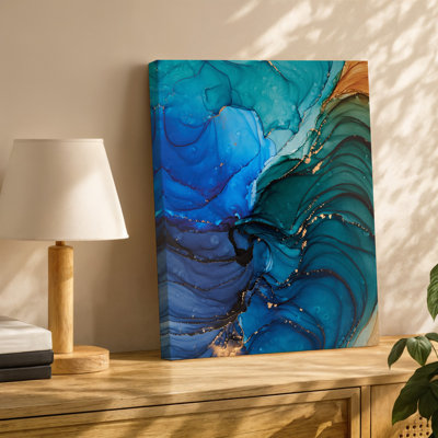 Reproduction d'art abstrait numérique sur toile, formes fluides tourbillonnantes qui mélangent de riches teintes de bleu profond et turquoise