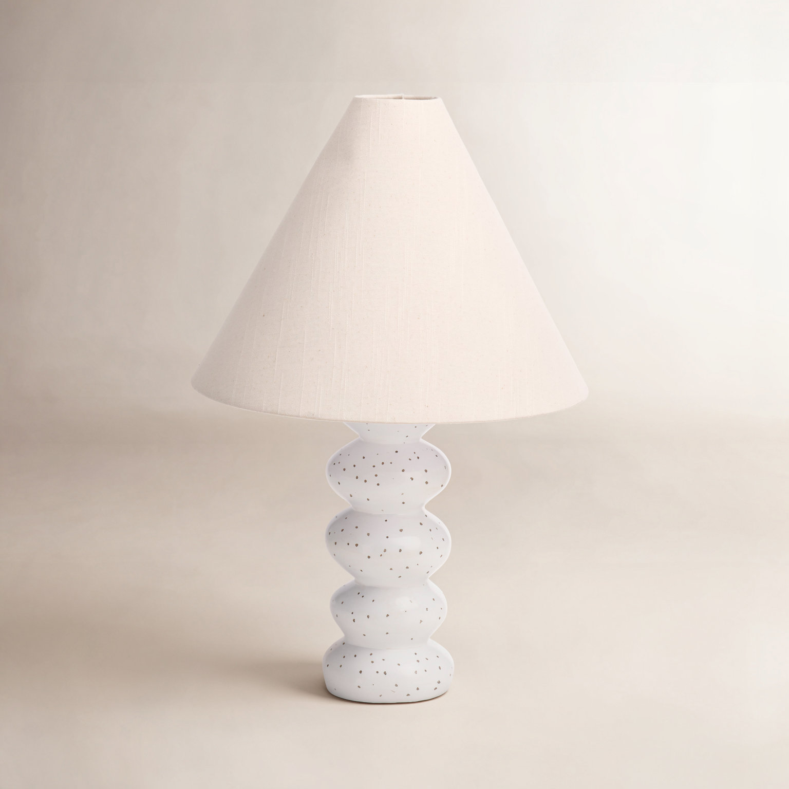 White Resin Table Lamp