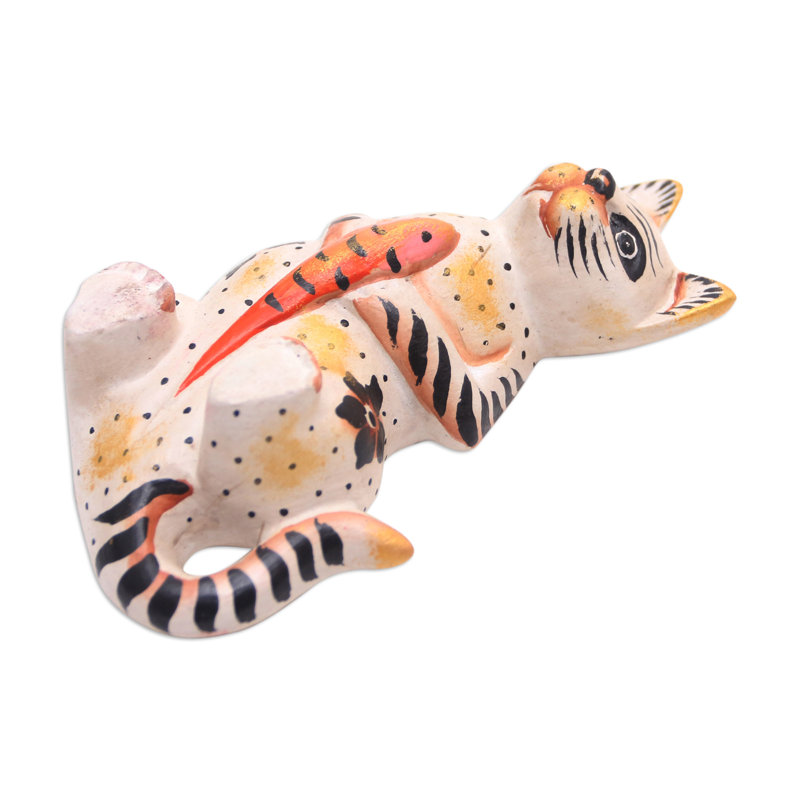 Figurine chat et koi
