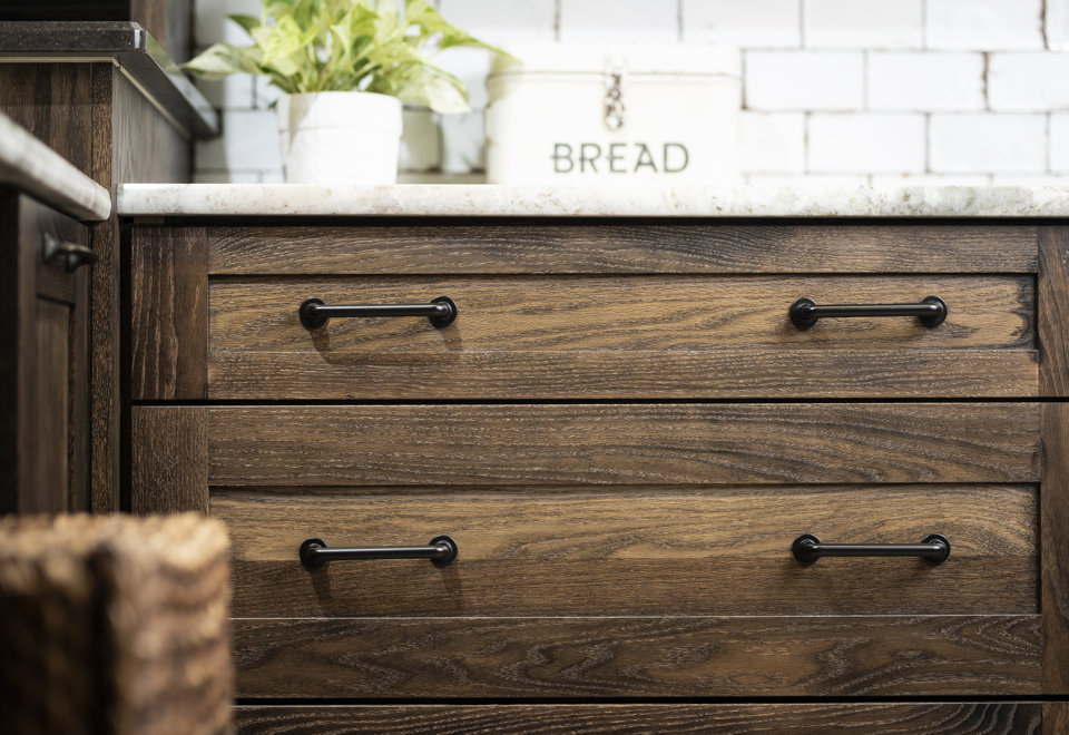Cabinet and Drawer Pulls