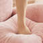 Chenille rose haut de gamme modulaire avec une conception ergonomique, une base en bois de qualité et diverses formes de combinaison pour la vie à la maison Élégant dans le matériau, installation facile