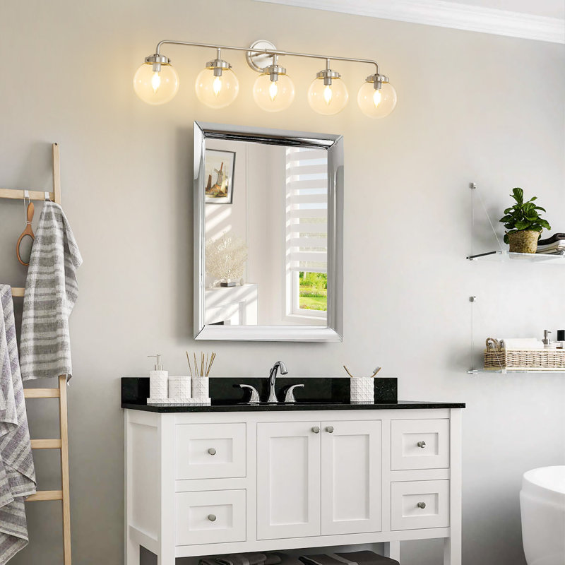 Luminaire de salle de bain à intensité variable avec abat-jour en verre soufflé à la main Karlei, 5, Nickel, Transparent