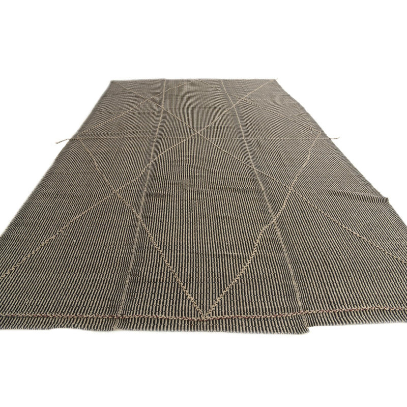 Tapis noir et blanc Overbeck
