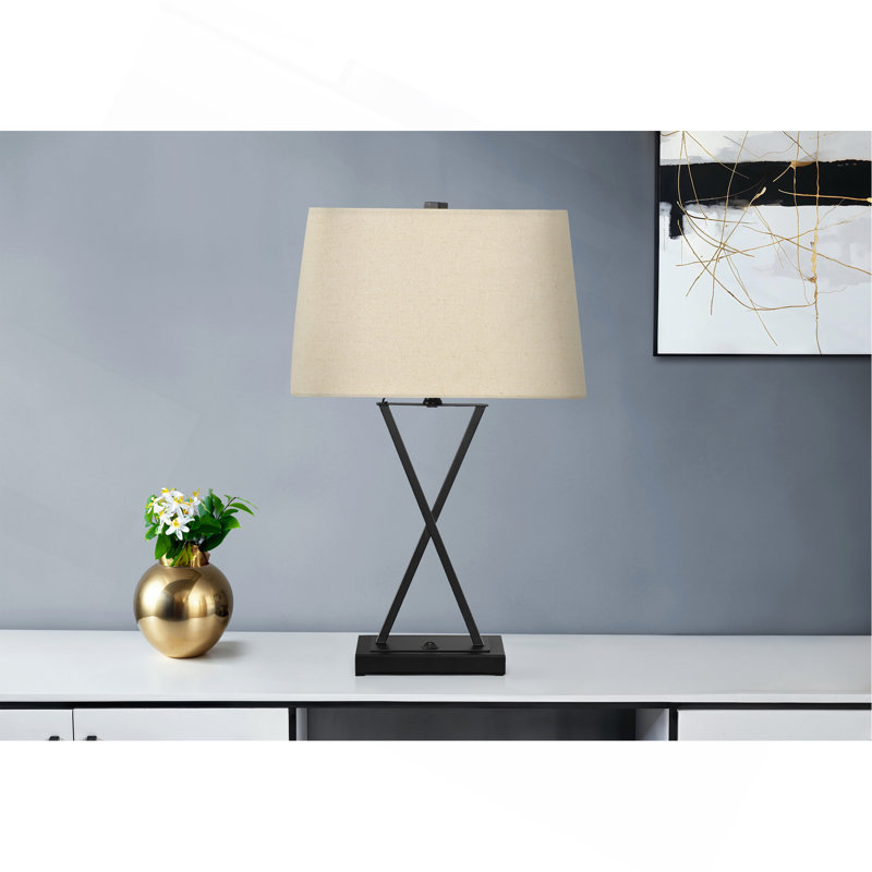 Lighting, H 25 po, lampe de table, port USB inclus, métal noir, abat-jour beige, transitionnel