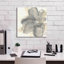 «Floral Gray I» par Chris Paschke, estampe numérique sur toile-1127948509