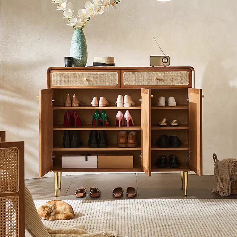 Meuble d'entrée minimaliste avec rangement pour chaussures