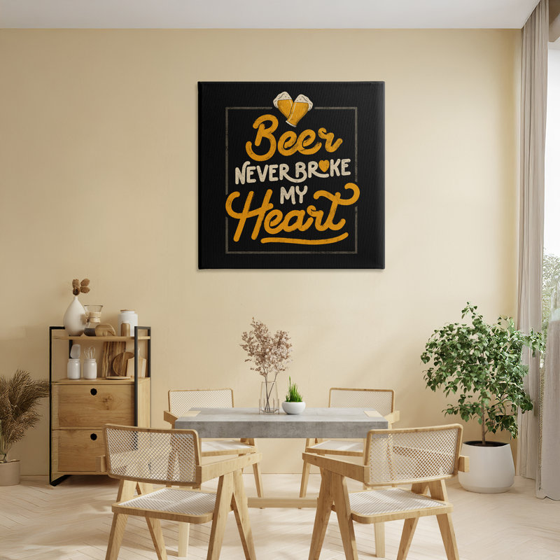 «Beer Never Broke My Heart Canvas», conception par EduEly Designs, H 30 po x l 30 po