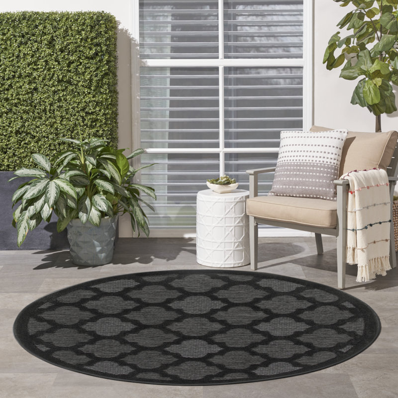 Adianey Red Barrel Studio Easy Care Trellis Charcoal/Black Indoor/Outdoor Area Rug, Round 5'