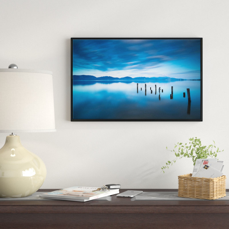 «Blue Lake with Wooden Pier», impression, H 30 po x l 40 po x P 1,5 po, Toile avec cadre flottant